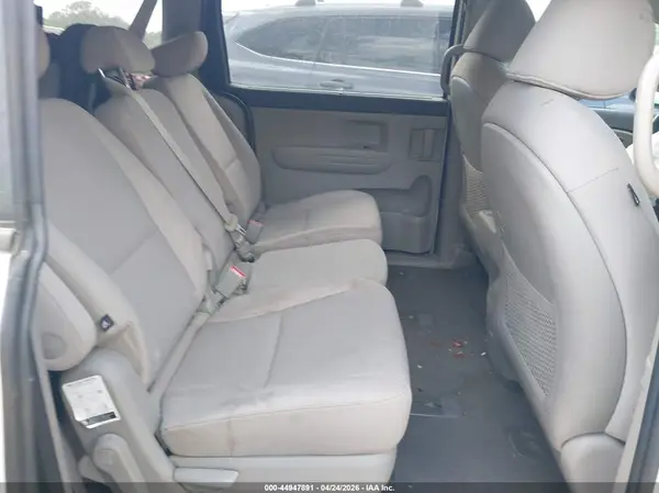 KNDMB5C10G6172226 2016 KIA SEDONA - Image 8