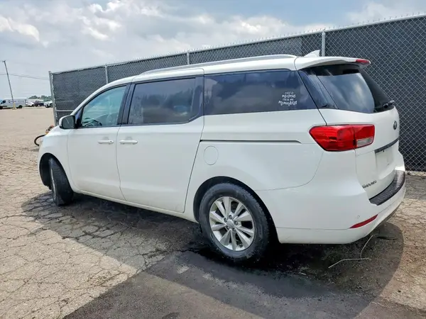 KNDMB5C10G6175577 2016 KIA SEDONA - Image 2