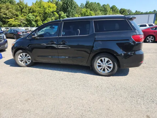 KNDMB5C10G6178429 2016 KIA SEDONA - Image 2