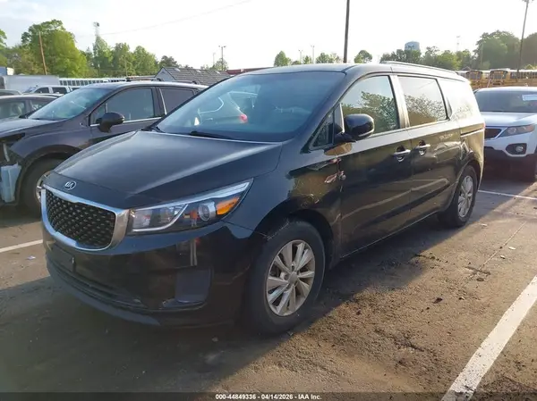 KNDMB5C10G6178432 2016 KIA SEDONA - Image 2
