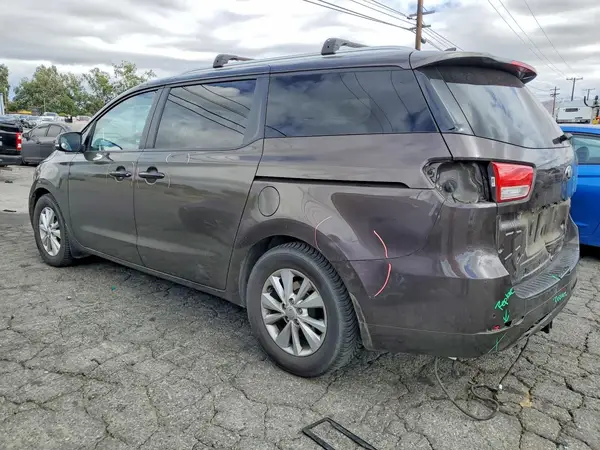 KNDMB5C10G6182478 2016 KIA SEDONA - Image 2