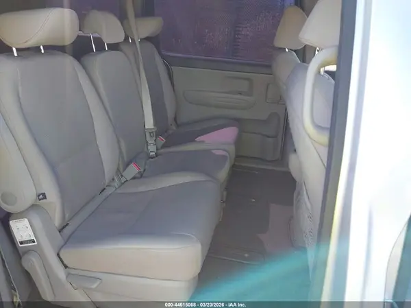 KNDMB5C10G6187227 2016 KIA SEDONA - Image 8