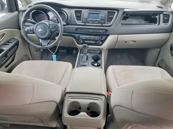KNDMB5C10G6188300 2016 KIA SEDONA - Image 8