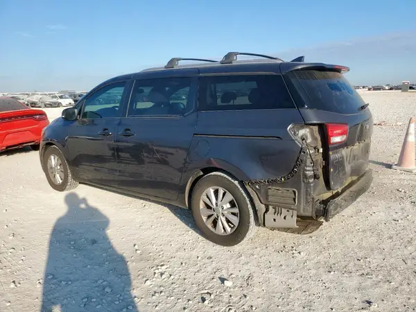 KNDMB5C10G6196252 2016 KIA SEDONA - Image 2