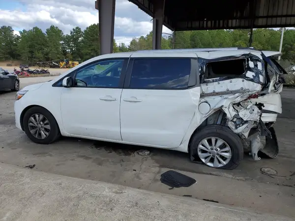 KNDMB5C10G6198857 2016 KIA SEDONA - Image 2