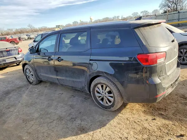 KNDMB5C10G6203779 2016 KIA SEDONA - Image 2