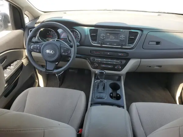 KNDMB5C10H6220034 2017 KIA SEDONA - Image 8
