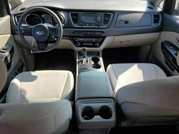 KNDMB5C10H6222169 2017 KIA SEDONA - Image 8