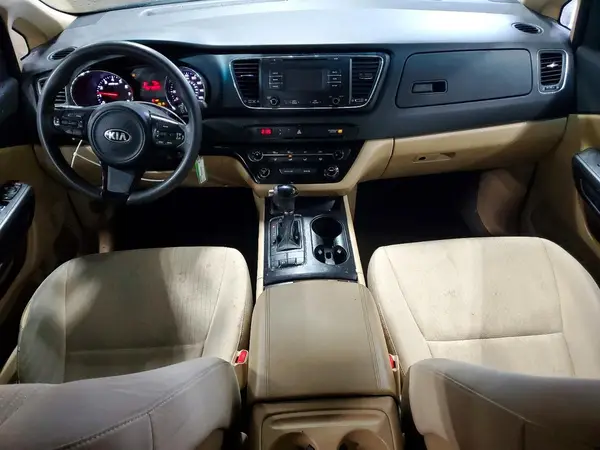 KNDMB5C10H6227596 2017 KIA SEDONA - Image 8