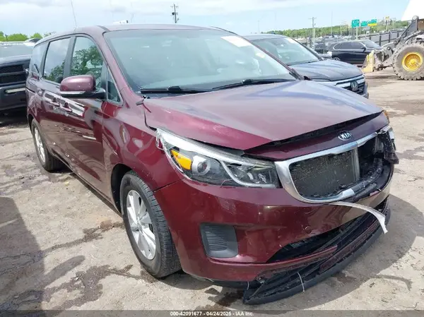 KNDMB5C10H6229106 2017 KIA SEDONA - Image 1