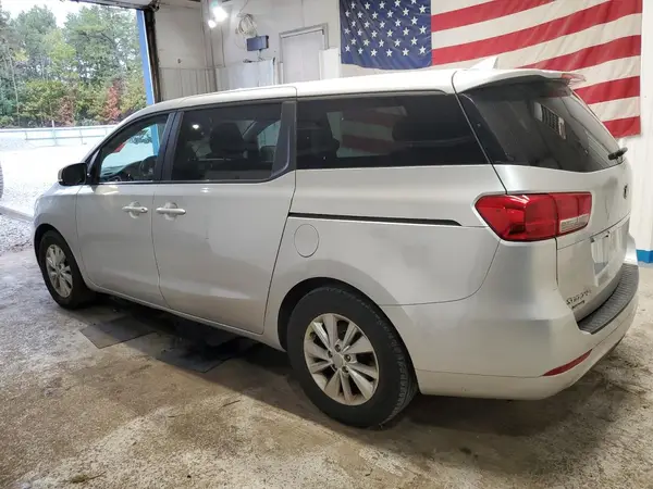 KNDMB5C10H6229848 2017 KIA SEDONA - Image 2