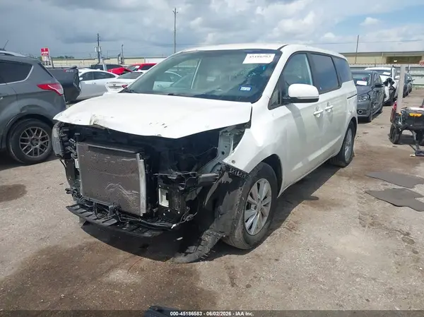 KNDMB5C10H6230854 2017 KIA SEDONA - Image 2