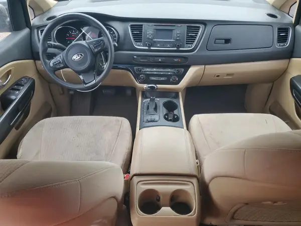 KNDMB5C10H6233060 2017 KIA SEDONA - Image 8