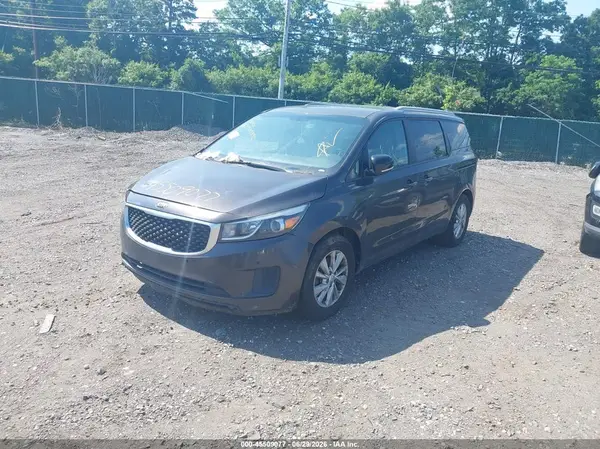 KNDMB5C10H6248173 2017 KIA SEDONA - Image 2