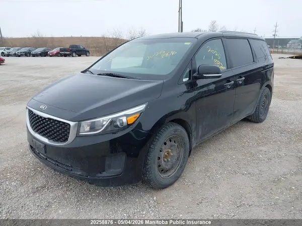 KNDMB5C10H6249940 2017 KIA SEDONA - Image 2