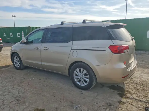 KNDMB5C10H6250151 2017 KIA SEDONA - Image 2