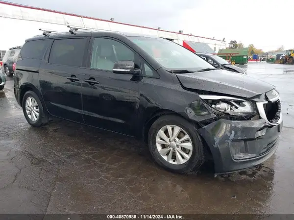 KNDMB5C10H6251946 2017 KIA SEDONA - Image 1
