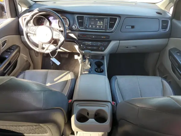 KNDMB5C10H6253390 2017 KIA SEDONA - Image 8