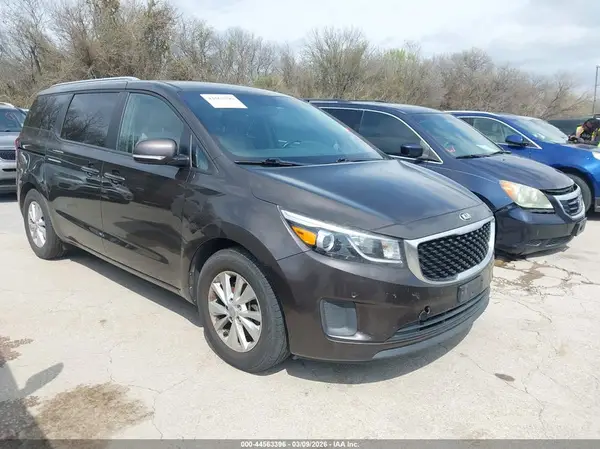 KNDMB5C10H6266351 2017 KIA SEDONA - Image 1
