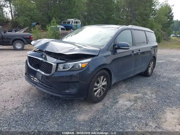 KNDMB5C10H6286342 2017 KIA SEDONA - Image 2