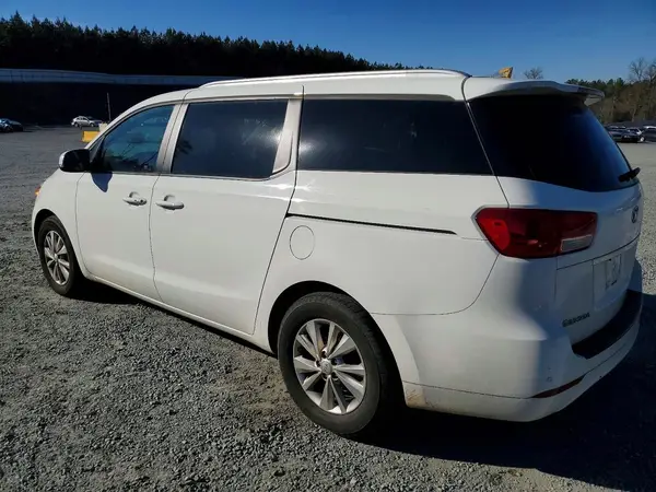 KNDMB5C10H6293596 2017 KIA SEDONA - Image 2