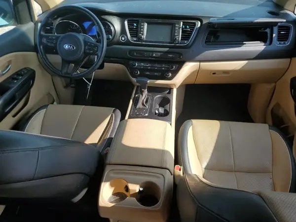 KNDMB5C10H6304872 2017 KIA SEDONA - Image 8