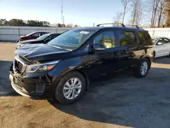 KNDMB5C10H6324121 2017 KIA SEDONA