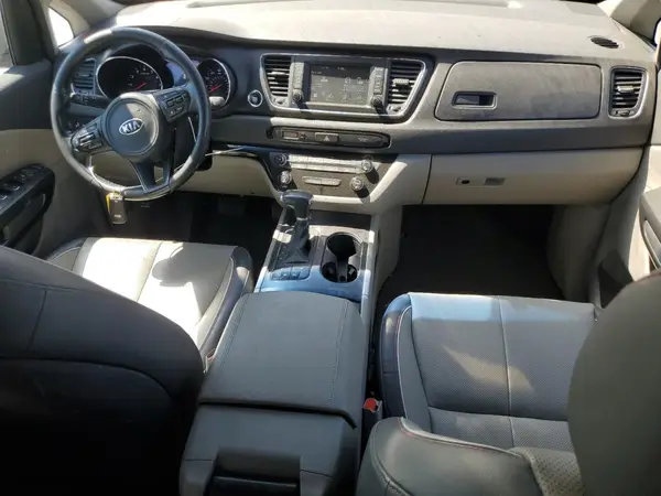 KNDMB5C10H6324930 2017 KIA SEDONA - Image 8