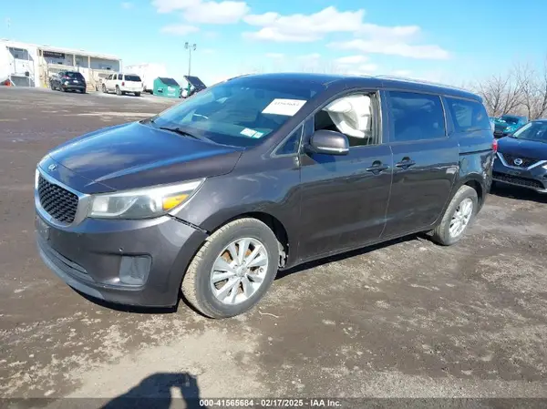 KNDMB5C10H6331991 2017 KIA SEDONA - Image 2