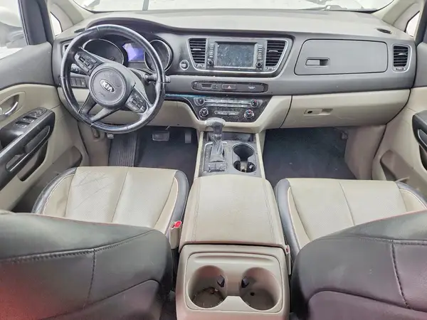 KNDMB5C10J6349154 2018 KIA SEDONA - Image 8
