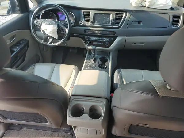 KNDMB5C10J6350420 2018 KIA SEDONA - Image 8