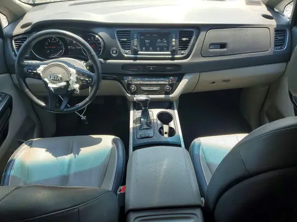 KNDMB5C10J6364138 2018 KIA SEDONA - Image 8