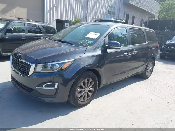 KNDMB5C10K6509437 2019 KIA SEDONA - Image 2