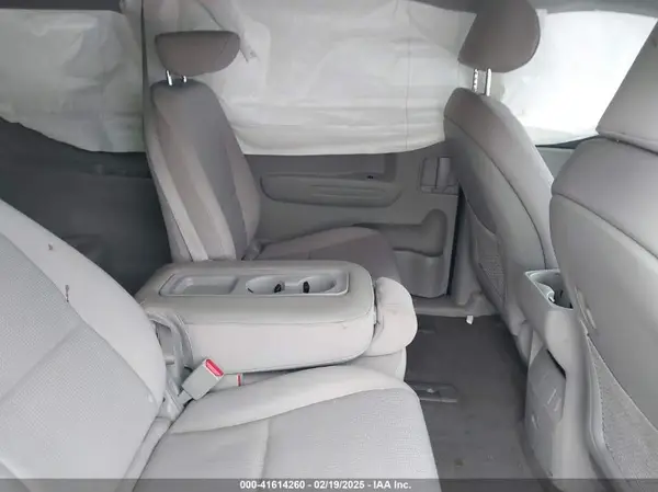 KNDMB5C10K6509440 2019 KIA SEDONA - Image 8