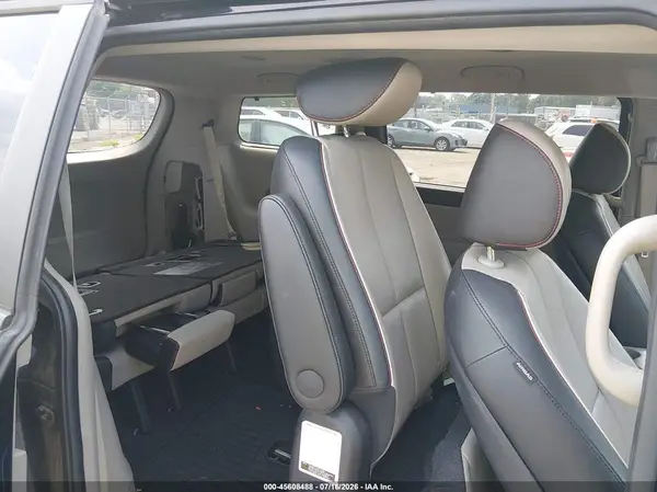 KNDMB5C10K6510829 2019 KIA SEDONA - Image 8