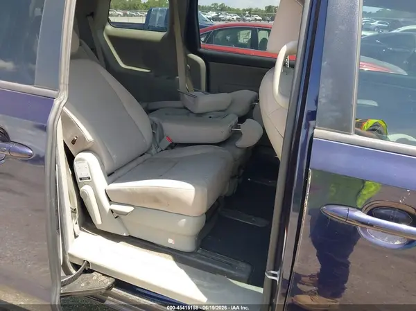 KNDMB5C10K6539375 2019 KIA SEDONA - Image 8