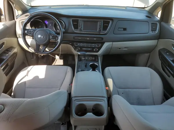 KNDMB5C10L6607210 2020 KIA SEDONA - Image 8