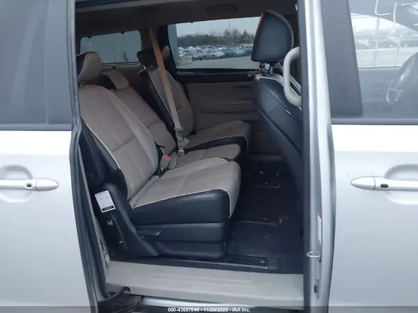 KNDMB5C10L6609104 2020 KIA SEDONA - Image 8