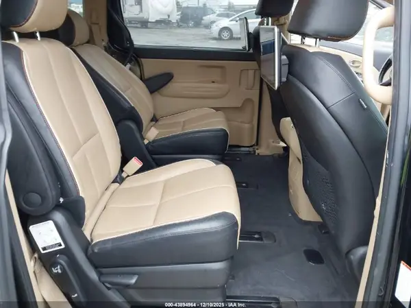 KNDMB5C10L6626100 2020 KIA SEDONA - Image 8