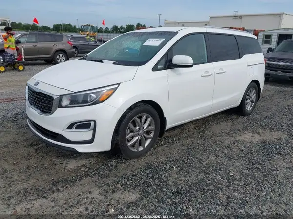 KNDMB5C10M6665139 2021 KIA SEDONA - Image 2