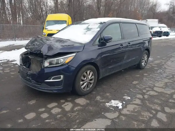 KNDMB5C10M6668560 2021 KIA SEDONA - Image 2