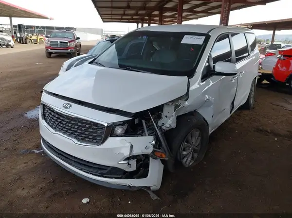 KNDMB5C10M6673189 2021 KIA SEDONA - Image 2