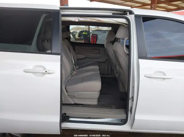 KNDMB5C10M6673189 2021 KIA SEDONA - Image 8