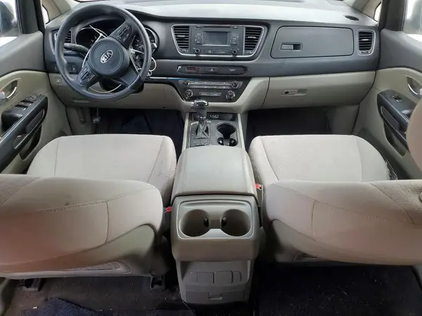 KNDMB5C11G6083703 2016 KIA SEDONA - Image 8