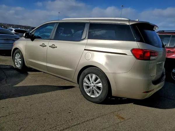 KNDMB5C11G6084348 2016 KIA SEDONA - Image 2