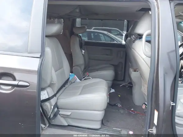 KNDMB5C11G6084768 2016 KIA SEDONA - Image 8