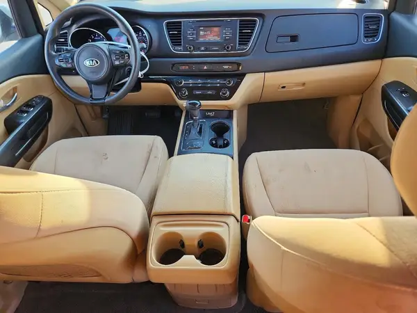 KNDMB5C11G6084821 2016 KIA SEDONA - Image 8