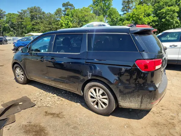 KNDMB5C11G6085919 2016 KIA SEDONA - Image 2