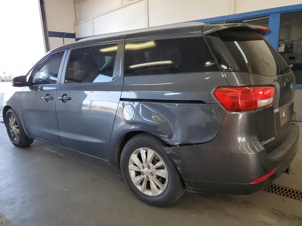 KNDMB5C11G6089260 2016 KIA SEDONA - Image 2