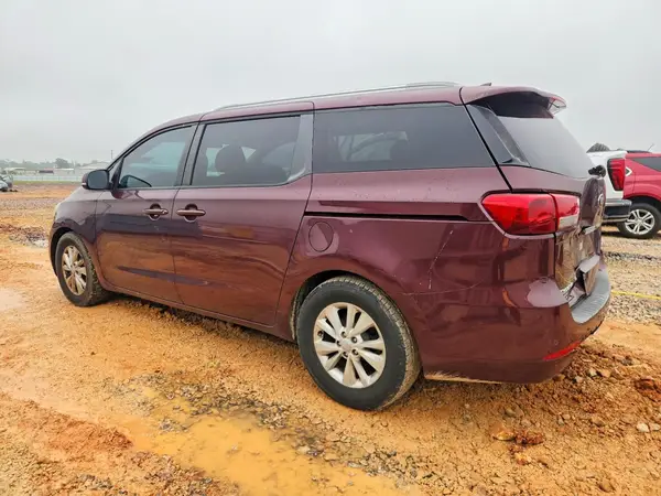 KNDMB5C11G6092188 2016 KIA SEDONA - Image 2